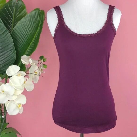 Victoria’s Secret Lace Accent Purple & Tan Scoop Neck Tank Tops - Picture 6 of 8